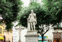 Statua Torquato Tasso